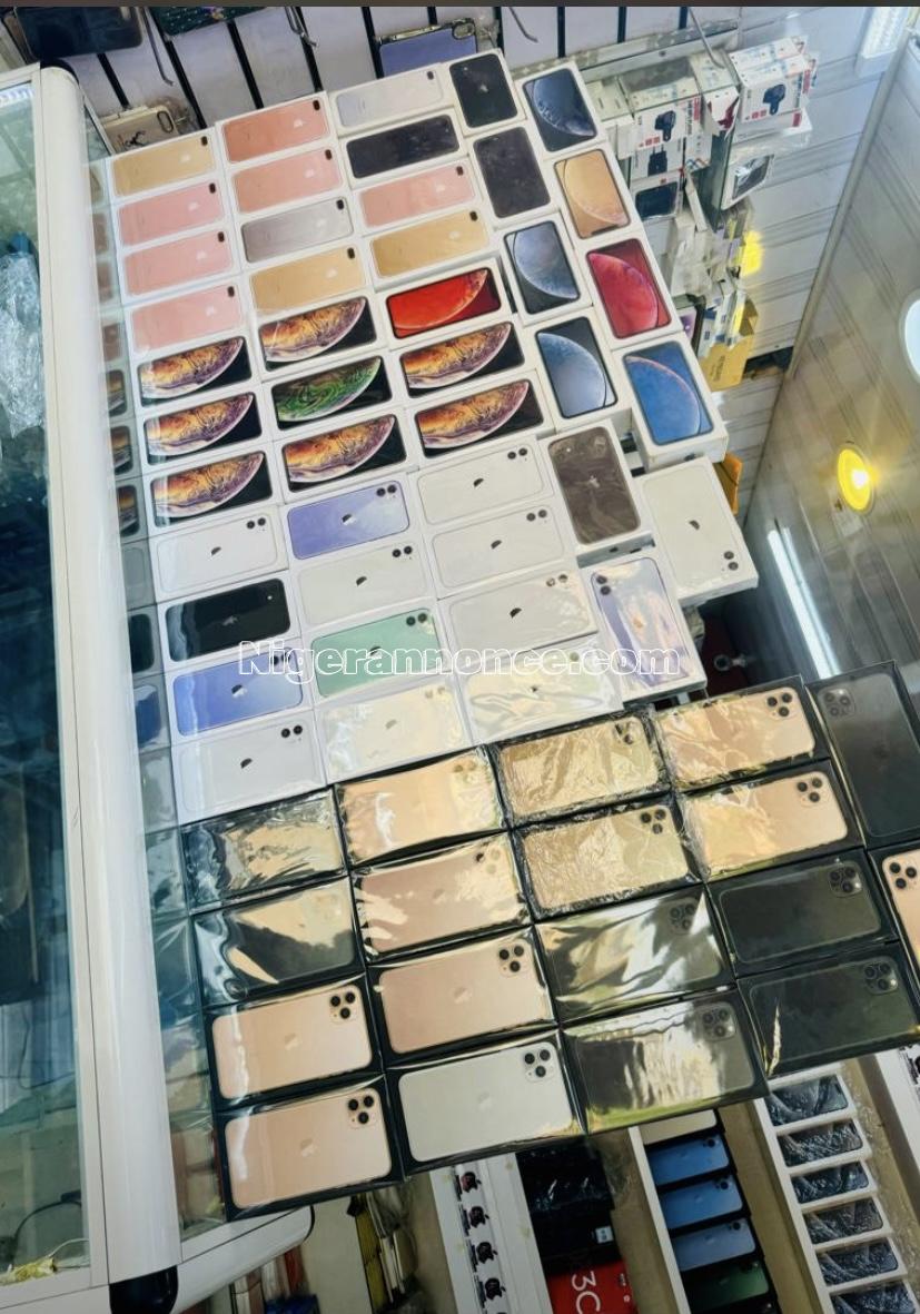 Des iPhones  à partir de 7+ et à 15 pro max neuf . - Niamey