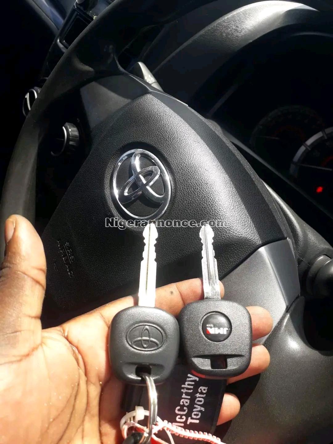 Clé simple, clé télécommande - Niamey