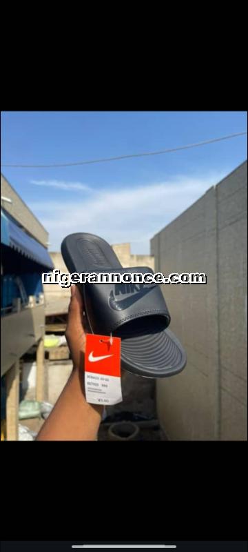 chaussures Nike benassi - Niamey