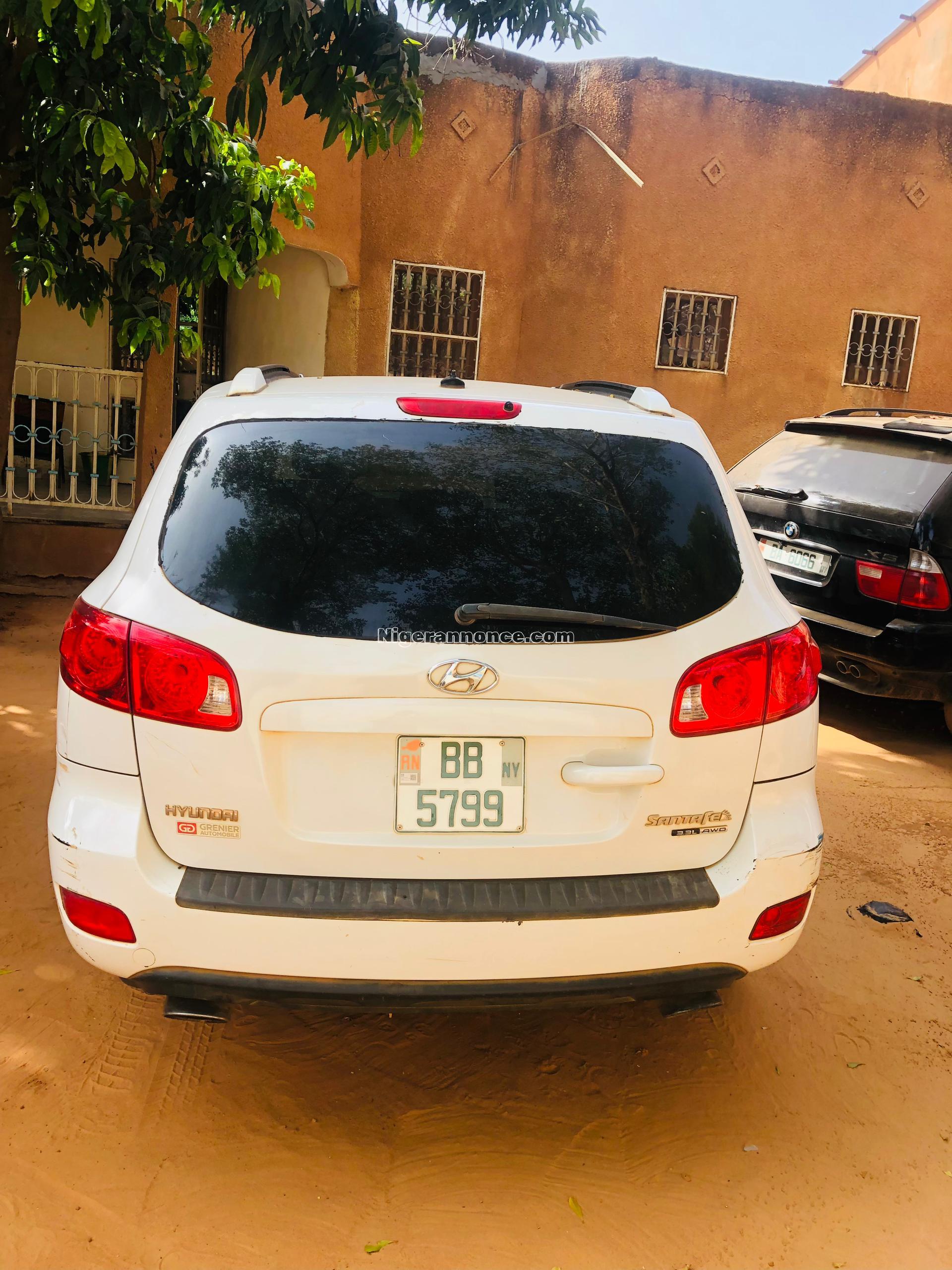 Voiture HYUNDAI SANTAFE boite Auto | Niger annonce