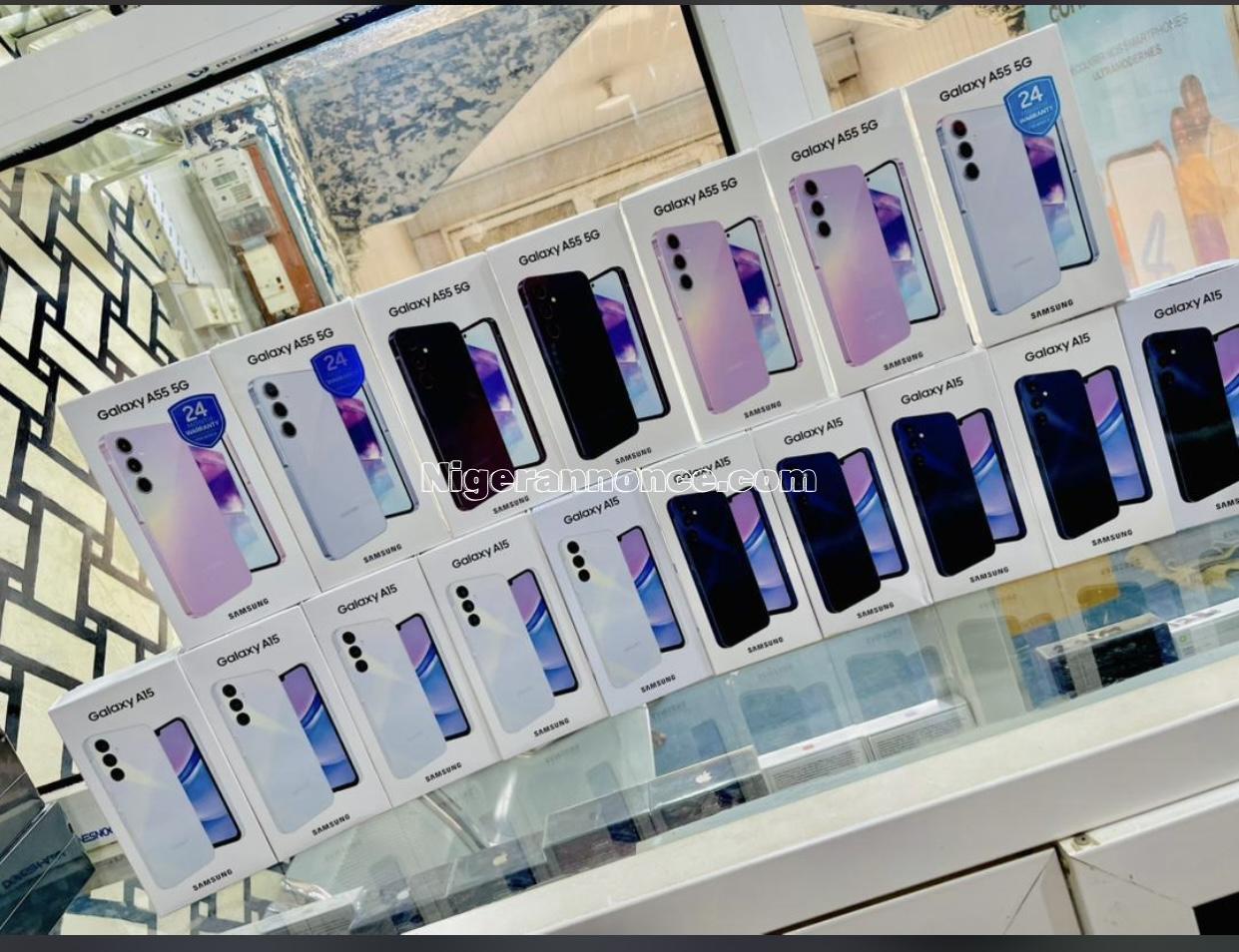 Galaxy Samsung et iPhones - Niamey