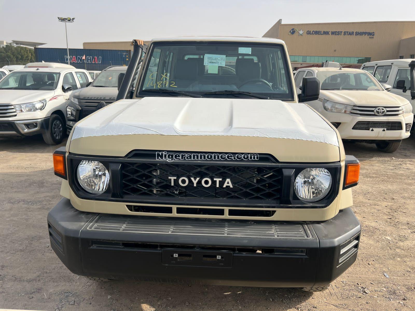 Toyota Land Cruiser V6 Pick Double Cabine - Niamey