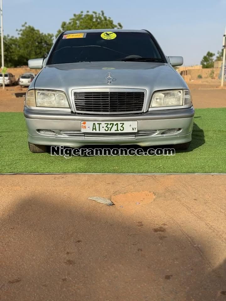 Mercedes Benz C 180 Automatique | Niger annonce