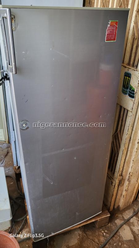 Congelateur de marque Sharp, Libher et LG - Niamey